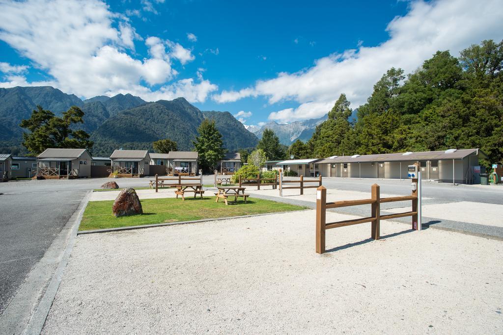 Fox Glacier Top 10 Holiday Park & Motels Kültér fotó